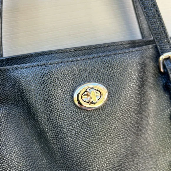 Coach Turnlock Tote Black Crossgrain Leather Large Shoulder black